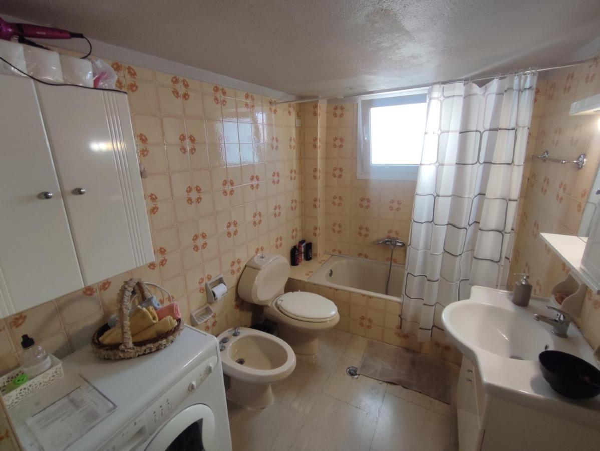 2 Br110 Sqm Free Parking Full Clima Lejlighed Patras Eksteriør billede