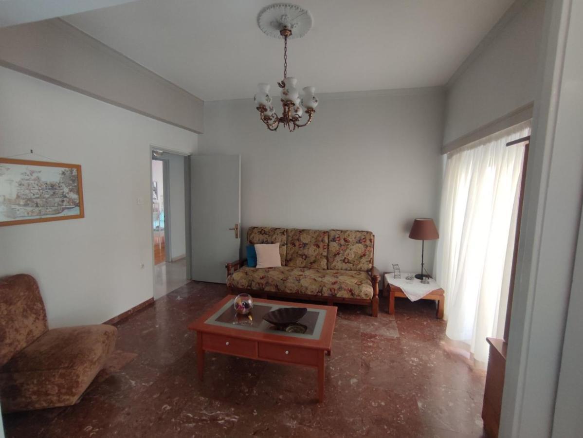 2 Br110 Sqm Free Parking Full Clima Lejlighed Patras Eksteriør billede